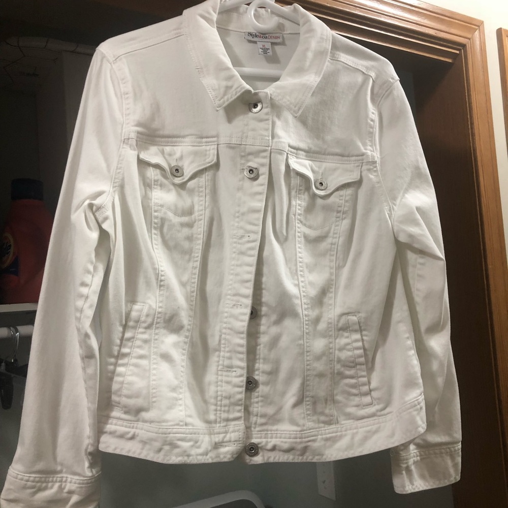 White denim Jacket